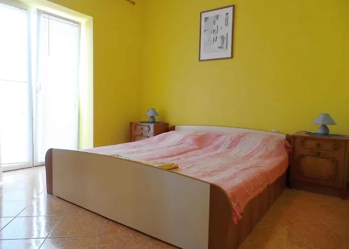13 Daire Lopar